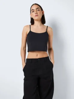 Noisy May CROPPED SLEEVELESS TOP