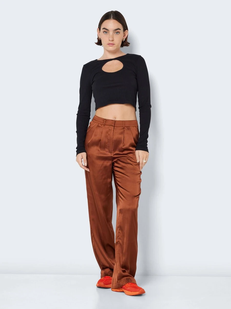 Noisy May CROPPED CUT-OUT TOP - Image 3