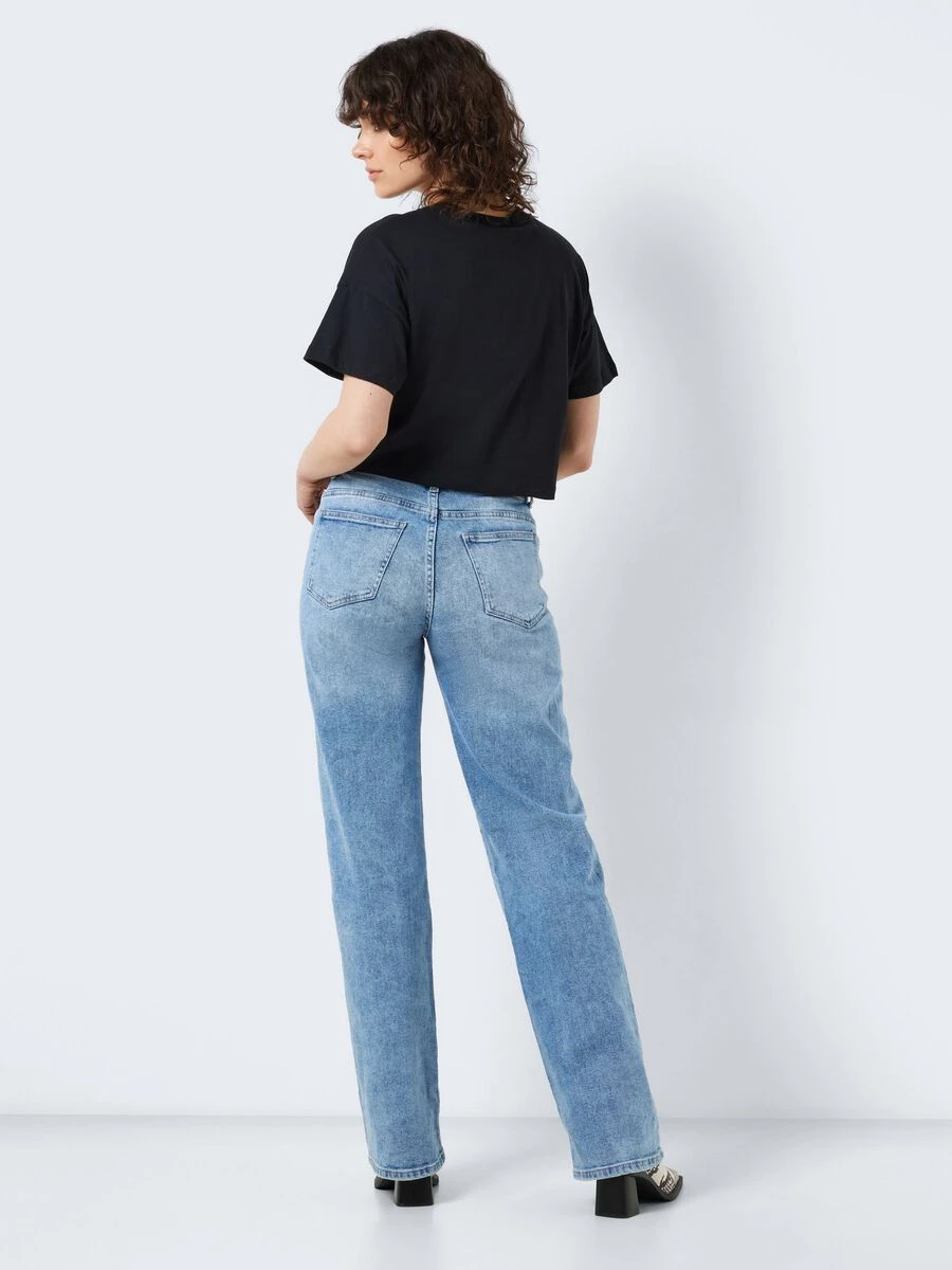 Noisy May SHORT SLEEVED SEMI CROPPED TOP - Image 4