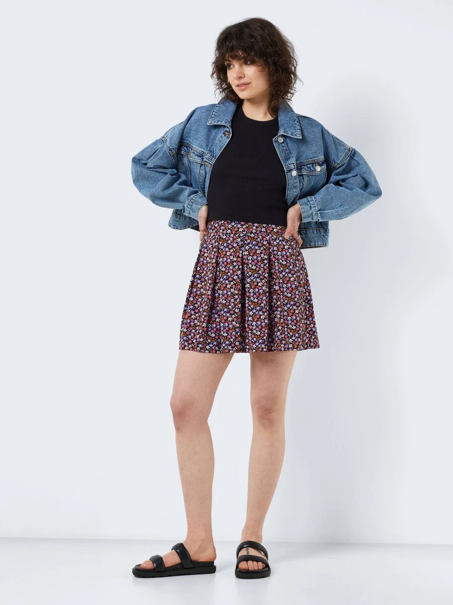 Noisy May SHORT PLEATED SKIRT - Image 3