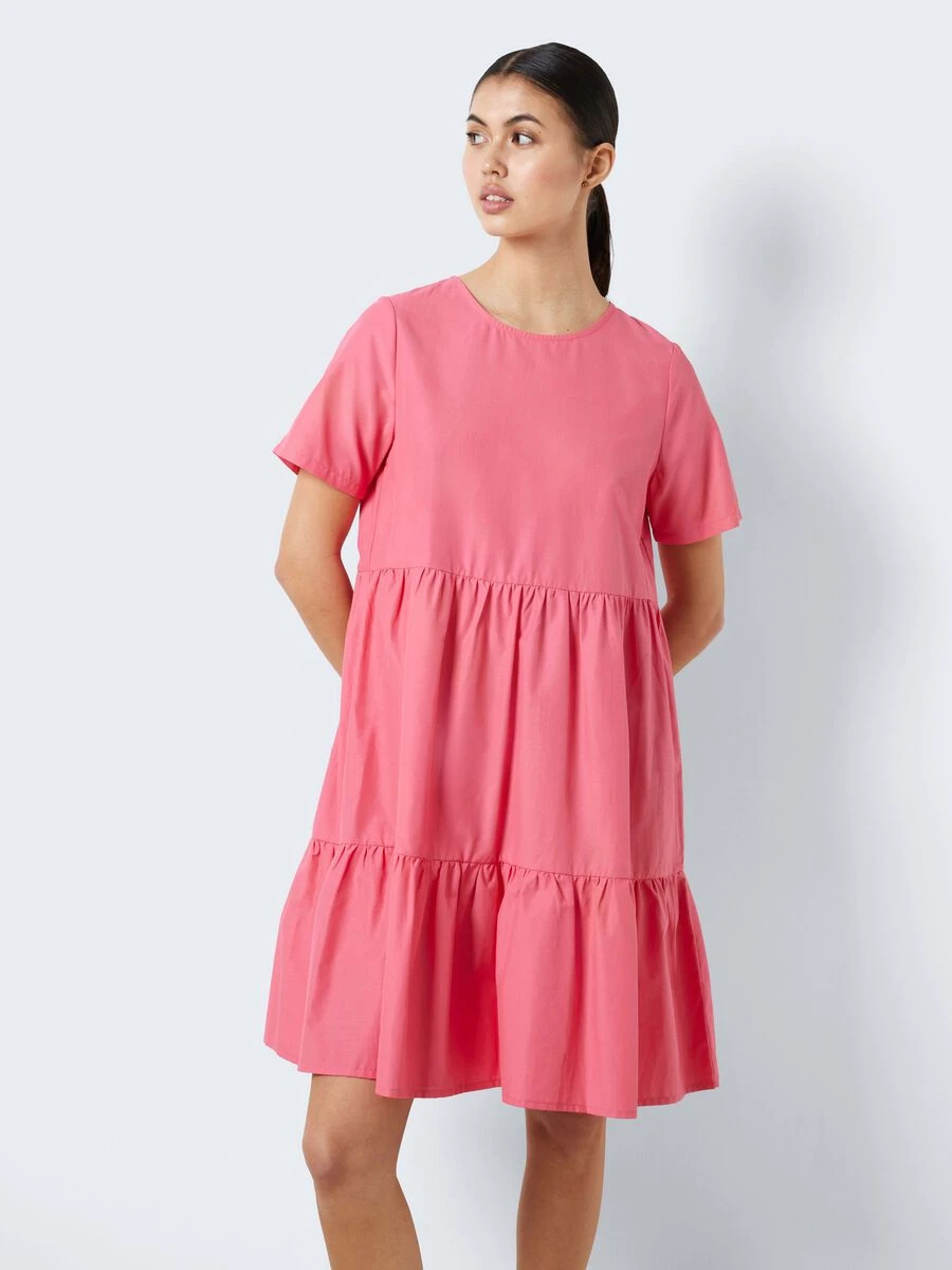 Noisy May SHORT TIERED DRESS