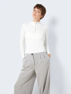 Noisy May LONG SLEEVED HIGH NECK TOP