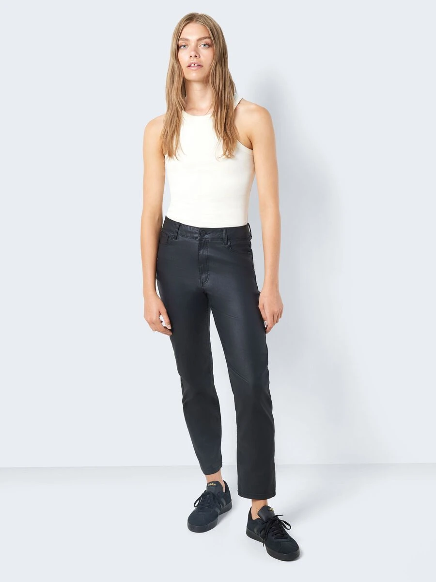 Noisy May NMMONI CROPPED COATED STRAIGHT FIT JEANS