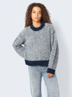 Noisy May PATTERNED KNITTED PULLOVER