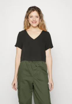 Noisy May Nmclara V Neck - Blouse