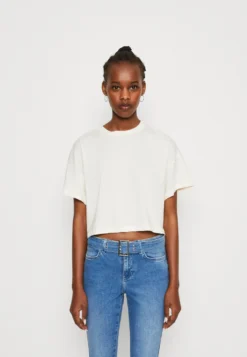 Noisy May Nmalena Semi Crop - Basic T-Shirt - Eggnog
