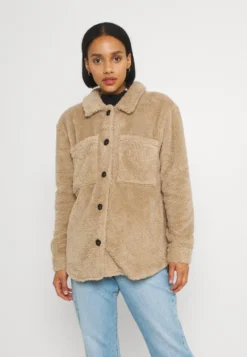 Noisy May Nmsuzzi Jacket - Short Coat