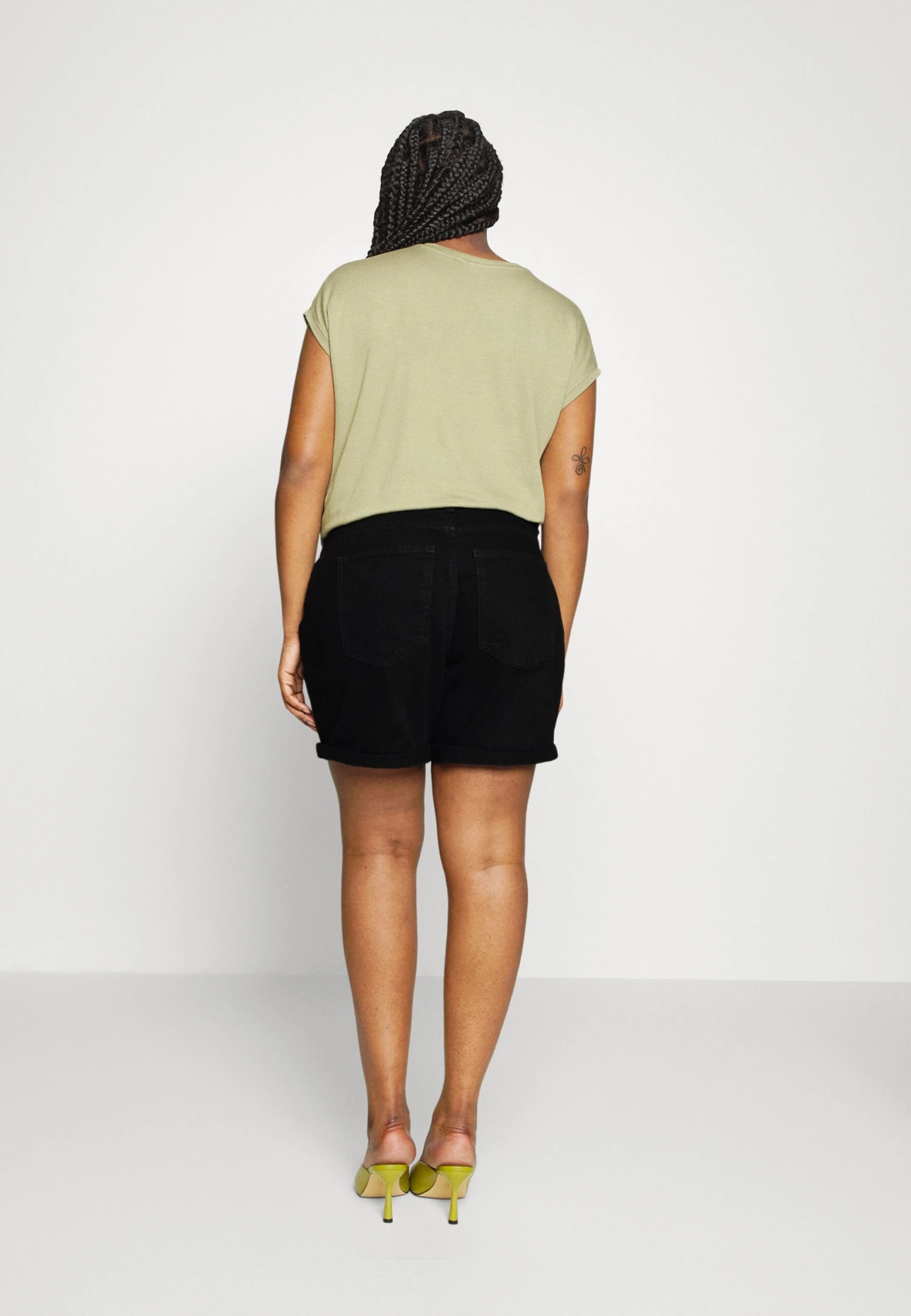 Nmsmiley Curve- Shorts - Black - Image 3